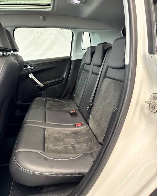 Peugeot 2008 I · Рестайлинг - Image 15