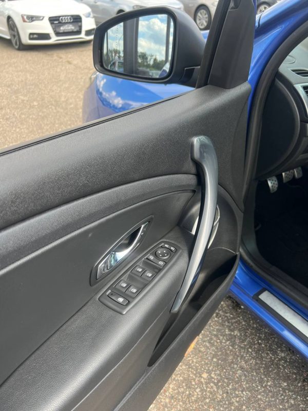 Renault Megane III - Image 9