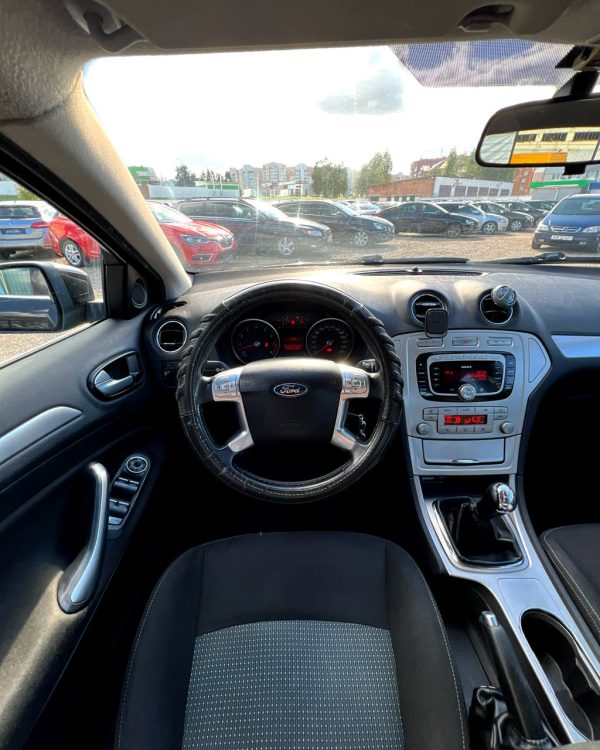 Ford Mondeo IV - Image 12