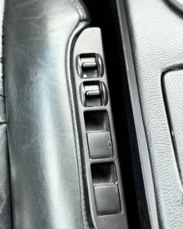 Infiniti FX I - Image 20