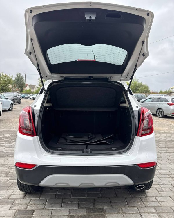 Buick Encore I · Рестайлинг - Image 12