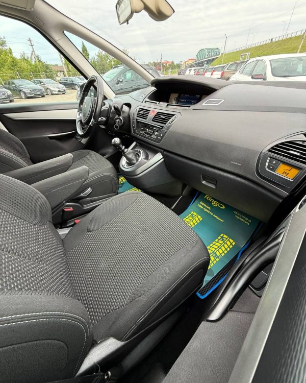 Citroen C4 Grand Picasso I - Image 12