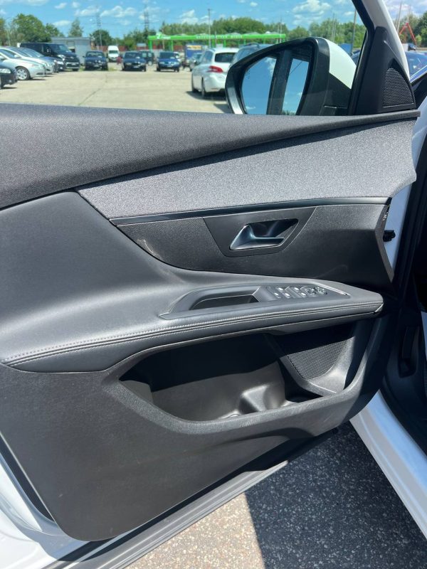 Peugeot 5008 II - Image 11