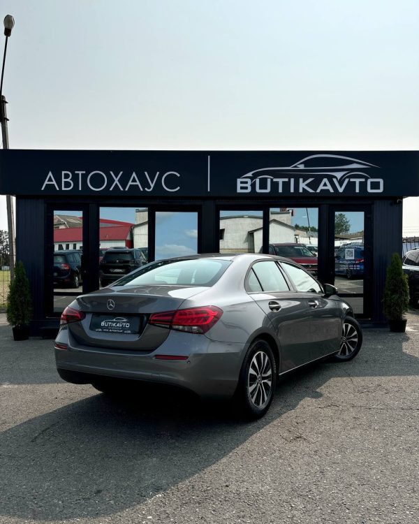 MERCEDES-BENZ A 180 D - Image 4