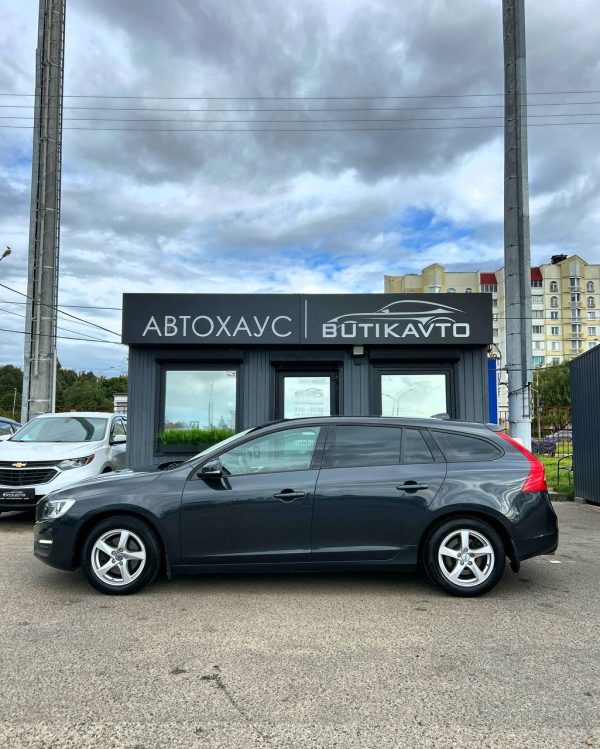 Volvo V60 I · Рестайлинг - Image 8