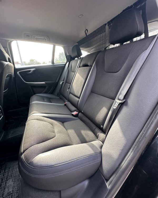 Volvo V60 I - Image 8