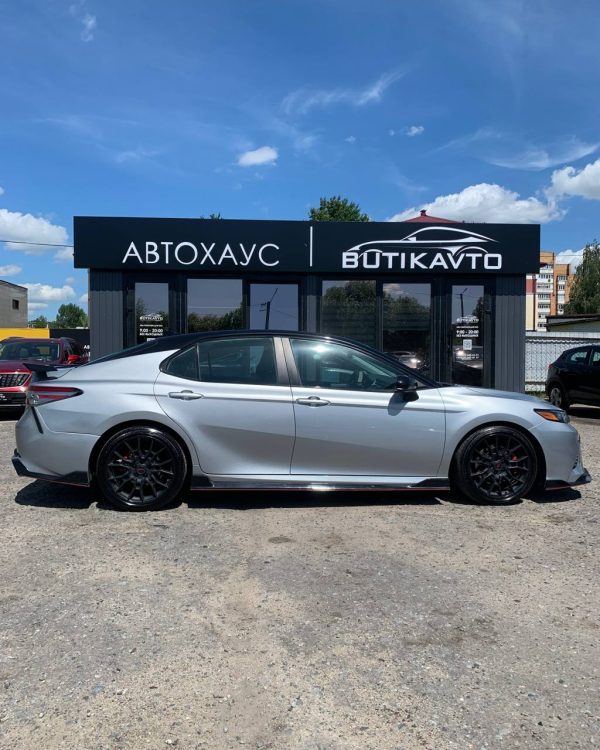 TOYOTA CAMRY TRD - Image 13