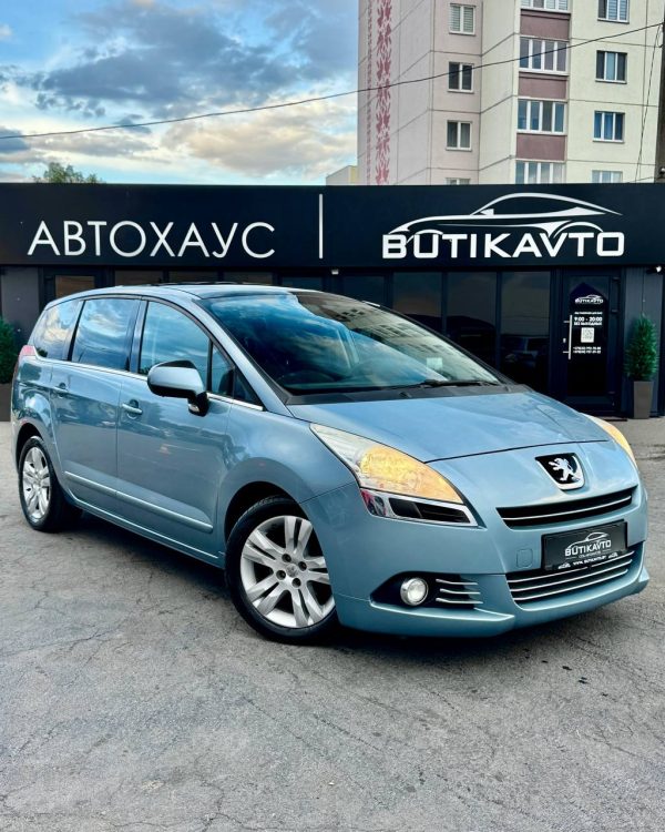 Peugeot 5008 I