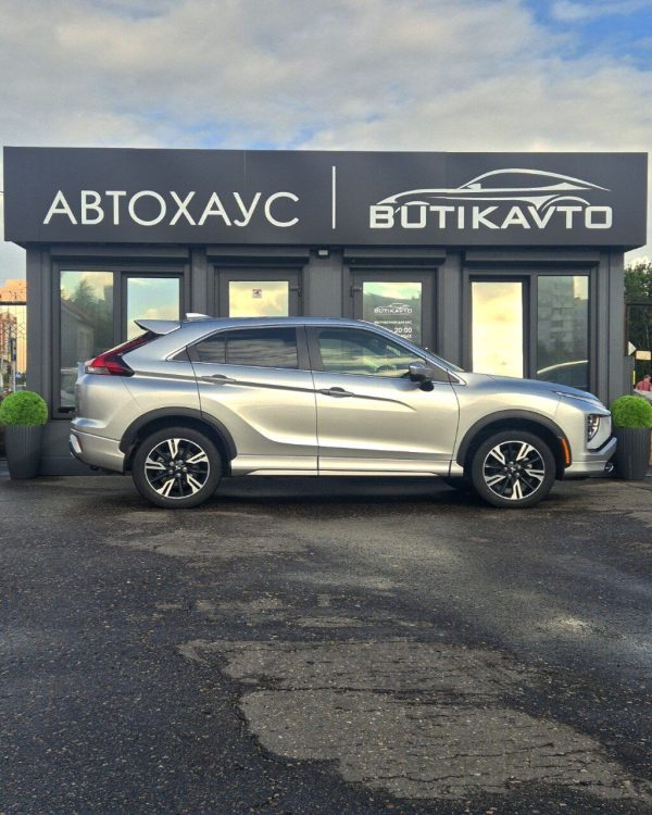 Mitsubishi Eclipse Cross I · Рестайлинг - Image 8