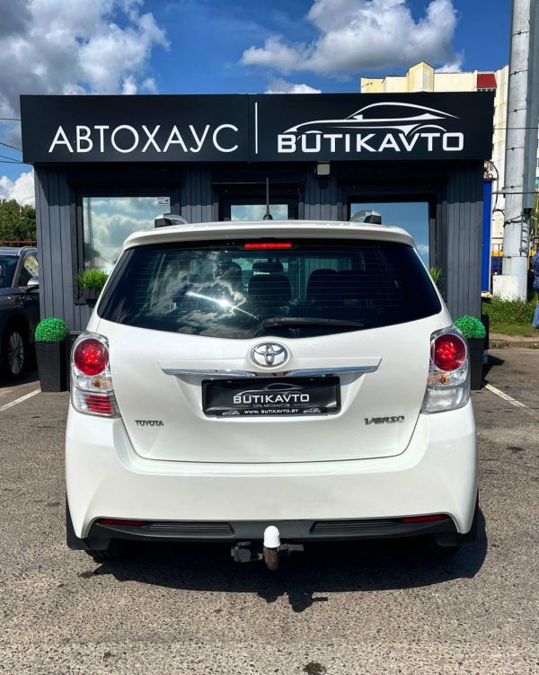 Toyota Verso I · Рестайлинг - Image 5