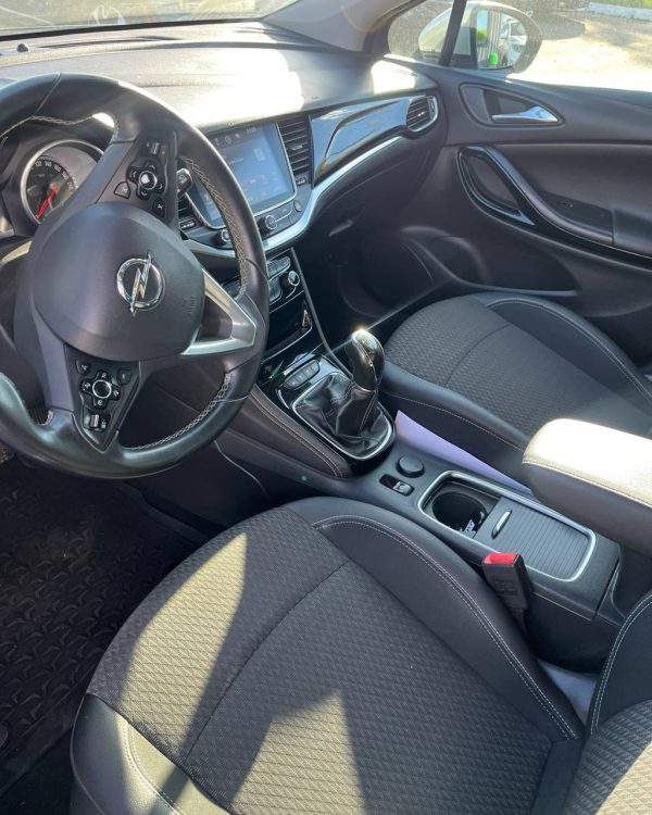 Opel Astra K - Image 10