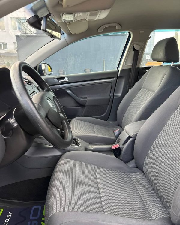 Volkswagen Golf V - Image 8