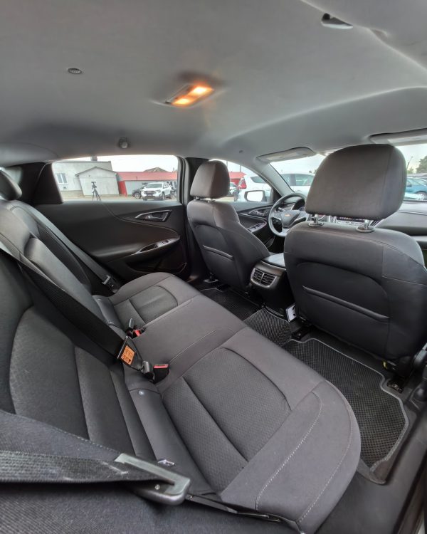 Chevrolet Malibu IX · Рестайлинг - Image 12