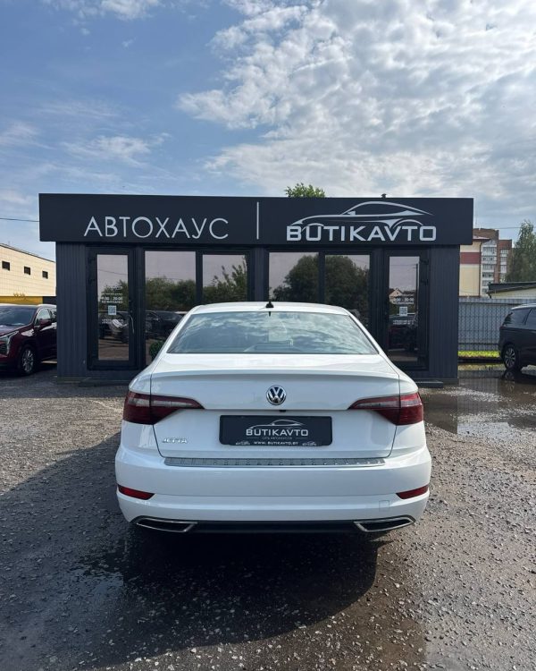 Volkswagen Jetta VII - Image 5