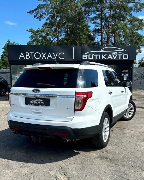 Ford Explorer V - Image 6