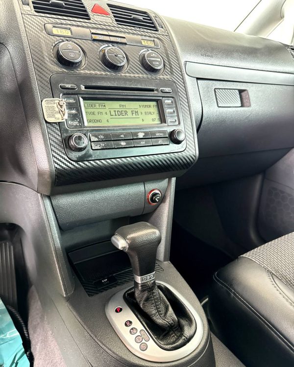 Volkswagen Touran I - Image 13