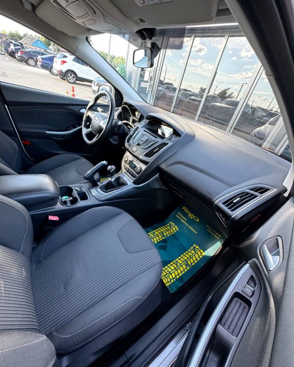 Ford Focus III - Image 13