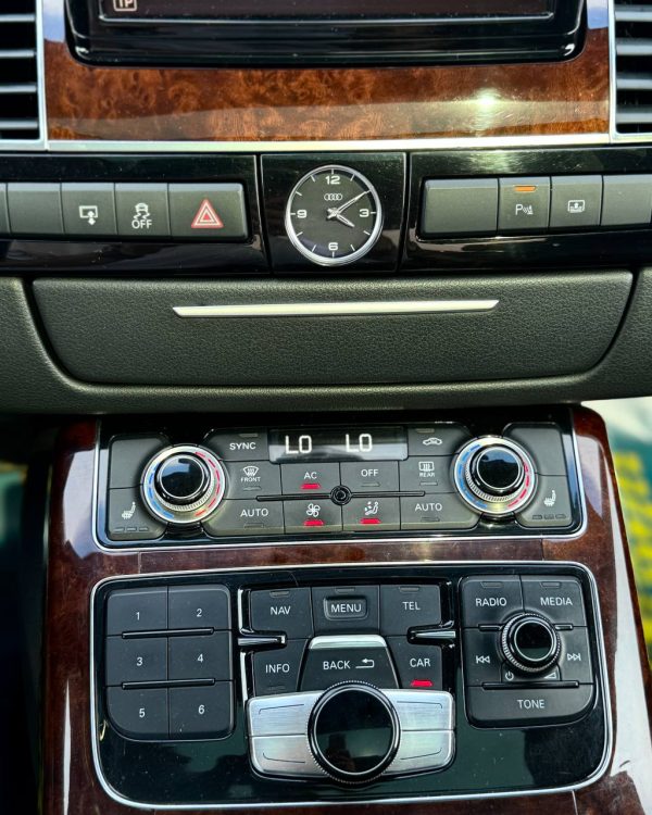 Audi A8 D4 - Image 26