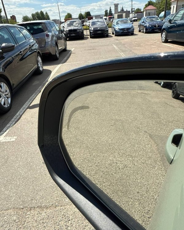 Volvo XC40 I · Рестайлинг - Image 19
