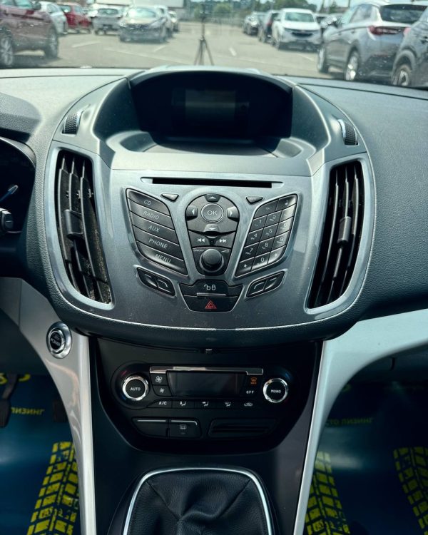 Ford Grand C-Max I - Image 18