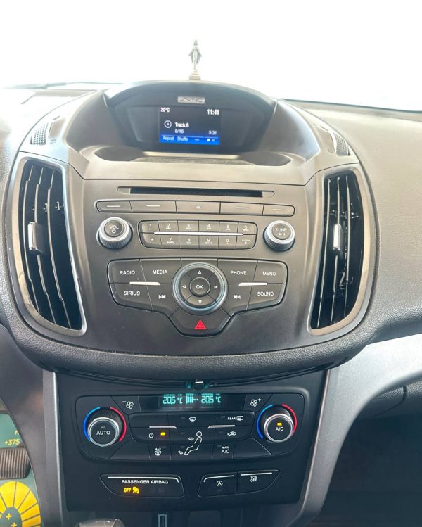 Ford Escape III · Рестайлинг - Image 12