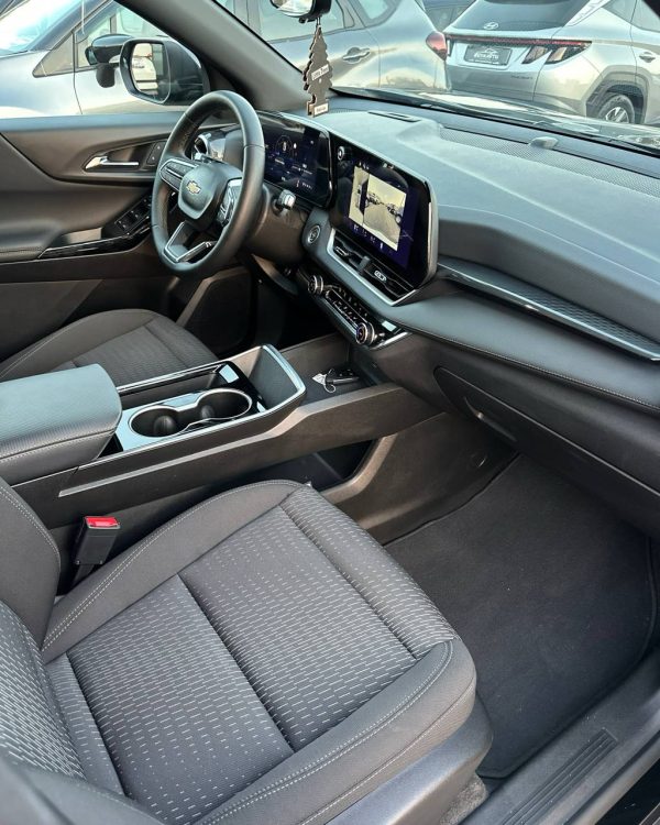Chevrolet Equinox IV - Image 14