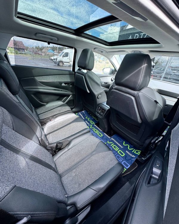 Peugeot 5008 II - Image 12