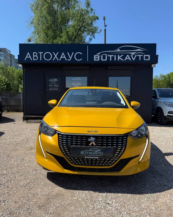 Peugeot 208 - Image 2