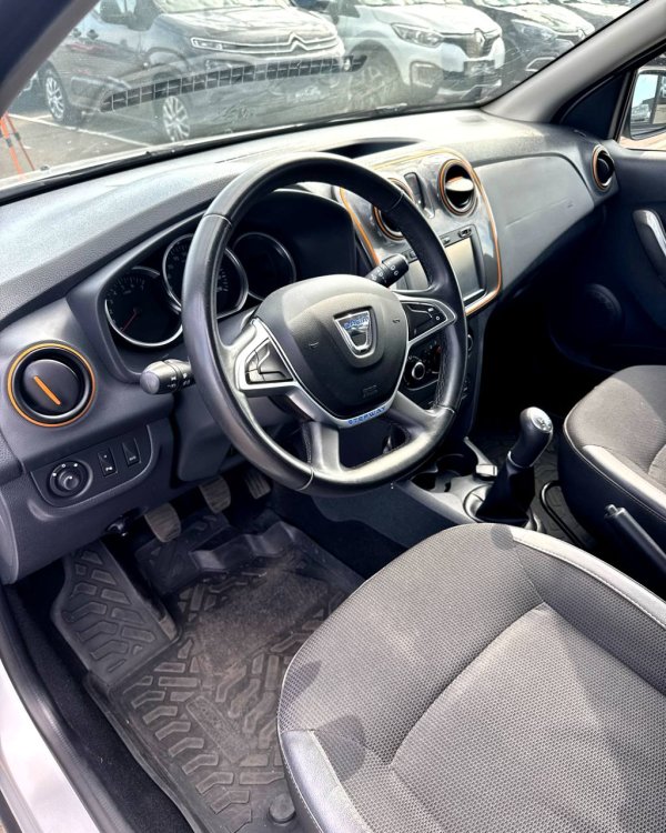 Dacia Sandero II · Рестайлинг - Image 7