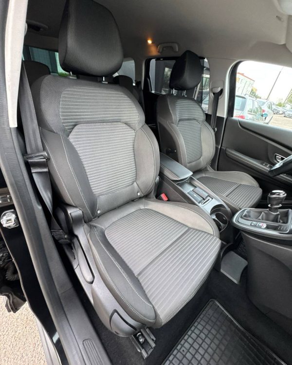 Renault Grand Scenic IV - Image 14