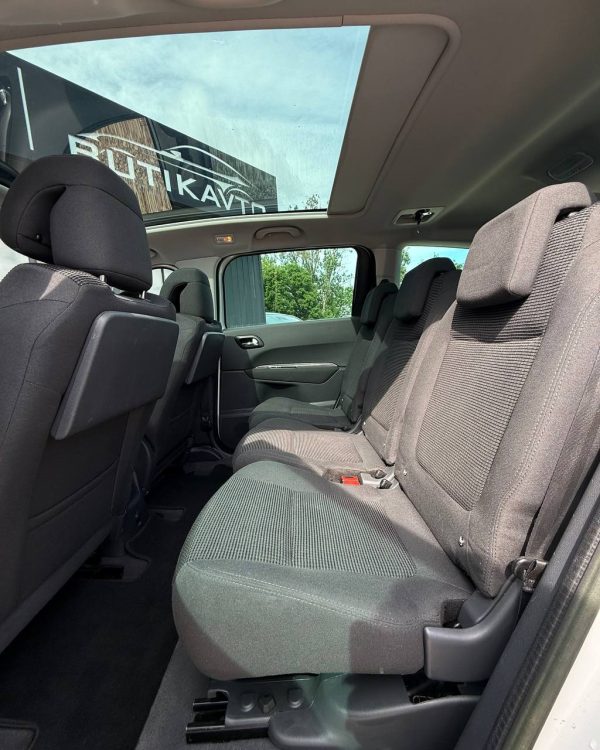 Peugeot 5008 I - Image 8