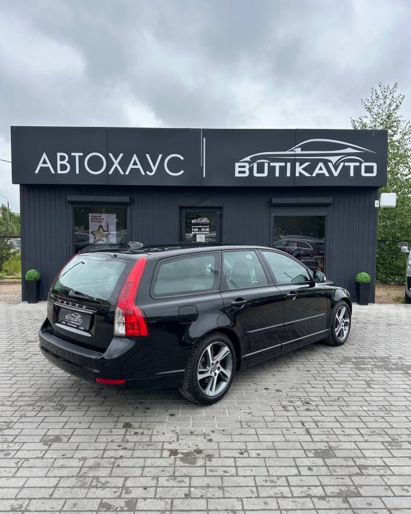 VOLVO V50 - Image 6