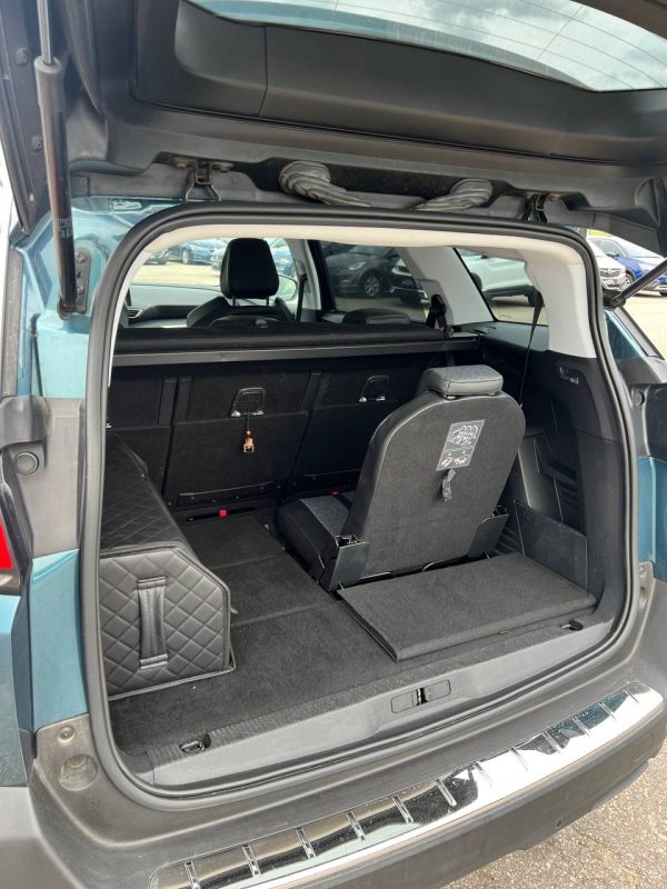 Peugeot 5008 II - Image 18