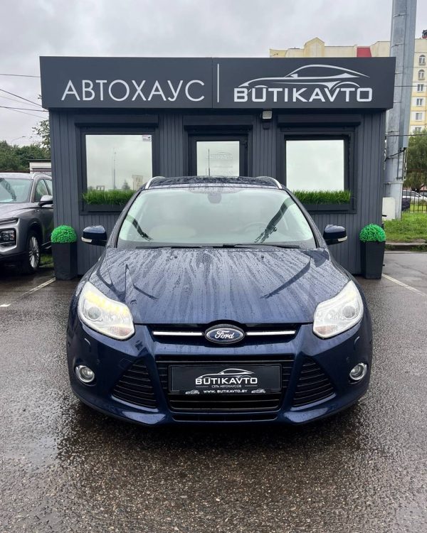 Ford Focus III - Image 2