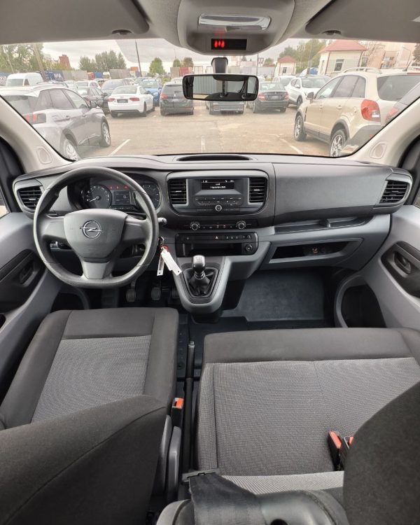 Opel Vivaro III - Image 9
