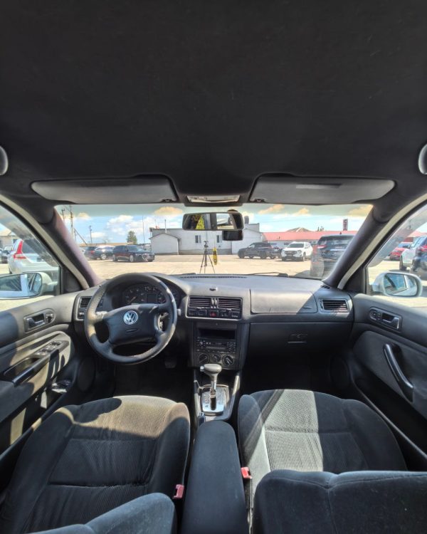 Volkswagen Bora I - Image 9