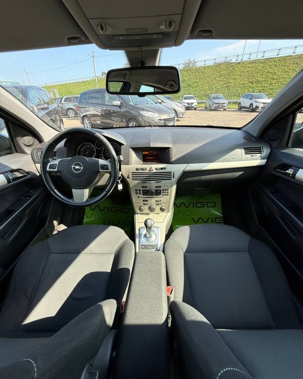 Opel Astra H - Image 8