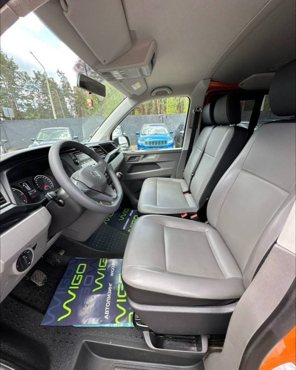 VOLKSWAGEN TRANSPORTER - Image 8