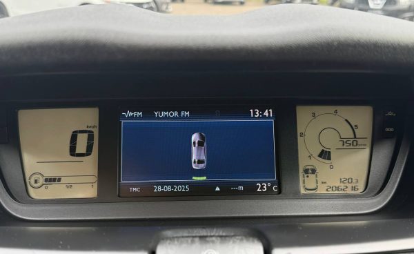 Citroen C4 Grand Picasso I - Image 16
