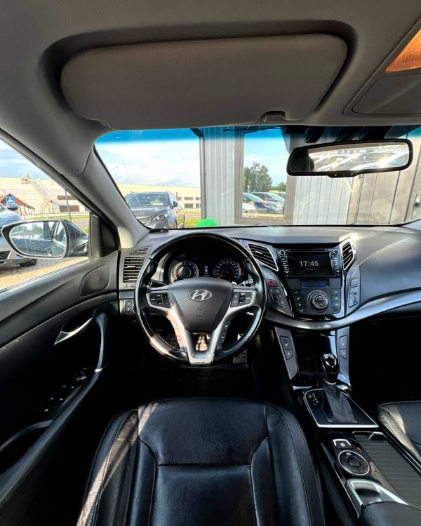 Hyundai i40 VF - Image 12