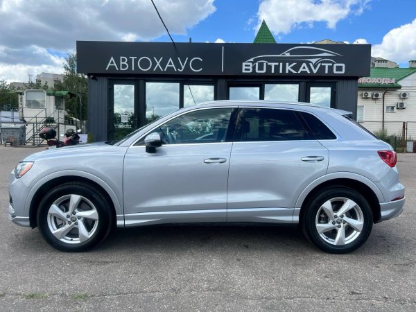 Audi Q3 F3 - Image 4