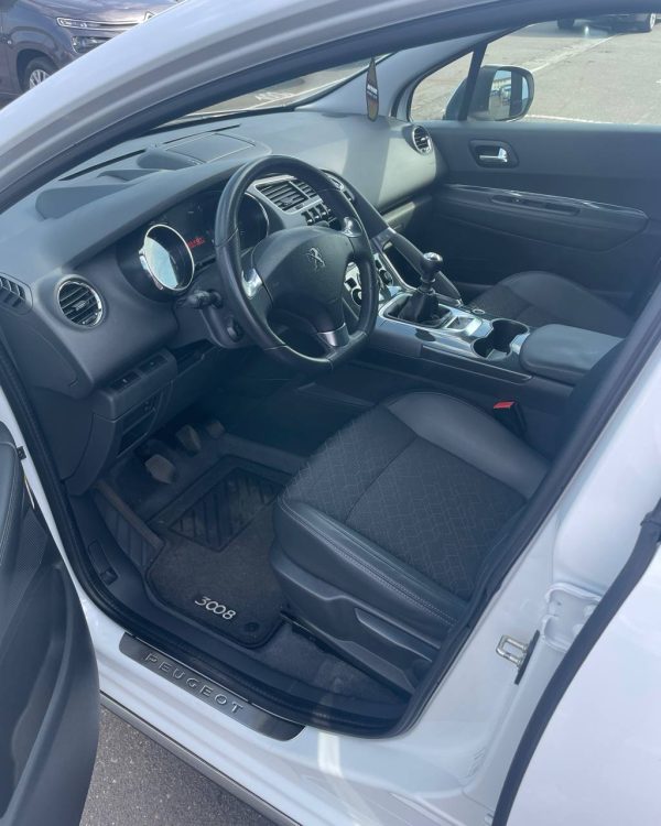 Peugeot 3008 I · Рестайлинг - Image 7