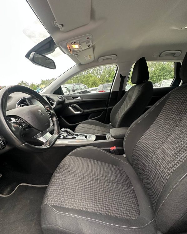 Peugeot 308 T9 · Рестайлинг - Image 7
