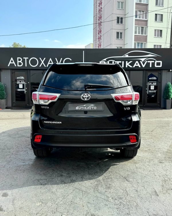 Toyota Highlander III (XU50) - Image 6