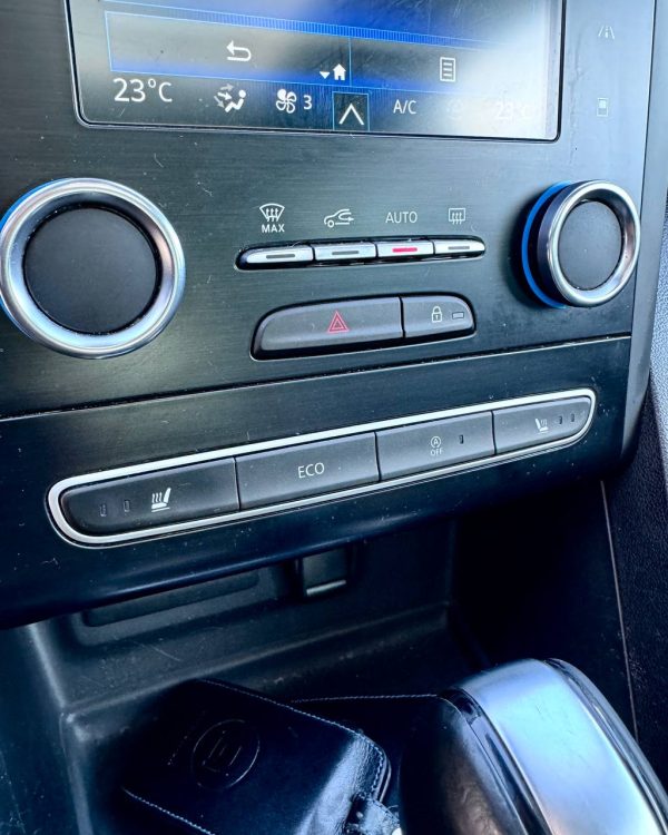 Renault Megane IV - Image 21