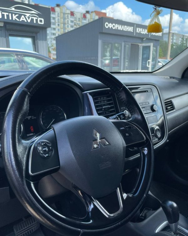 Mitsubishi Outlander III · 2-й рестайлинг - Image 11