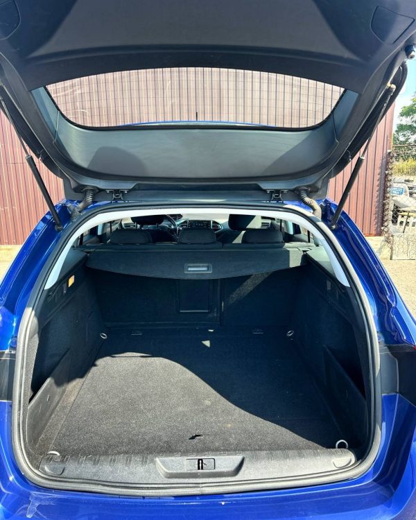 Peugeot 308 T9 · Рестайлинг - Image 12