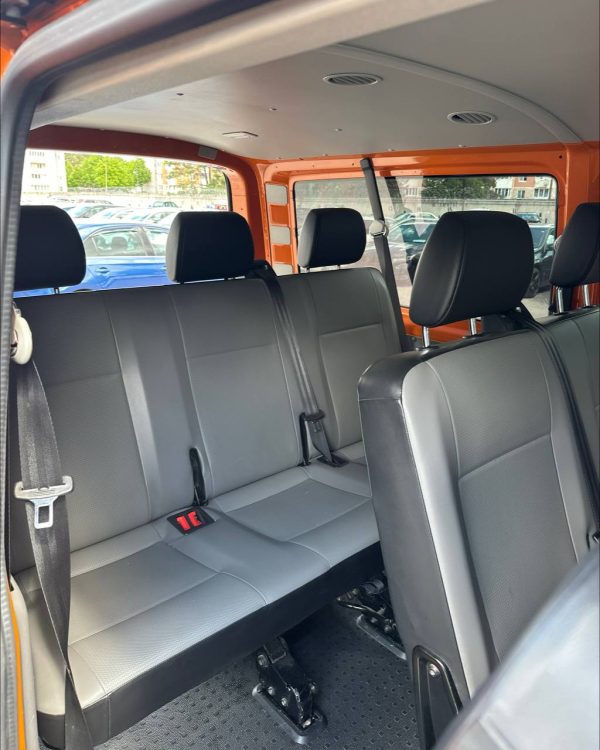 VOLKSWAGEN TRANSPORTER - Image 13