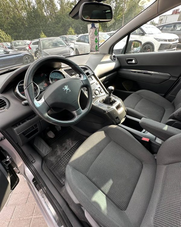 Peugeot 5008 I · Рестайлинг - Image 7