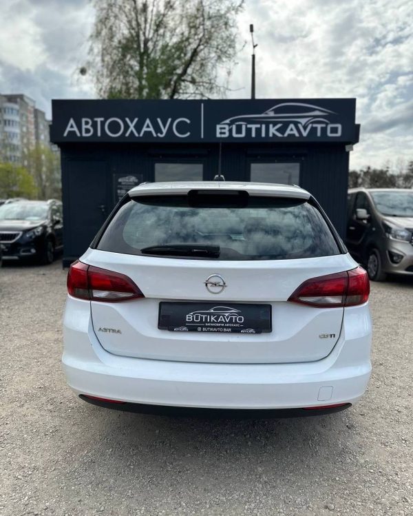 Opel Astra - Image 5